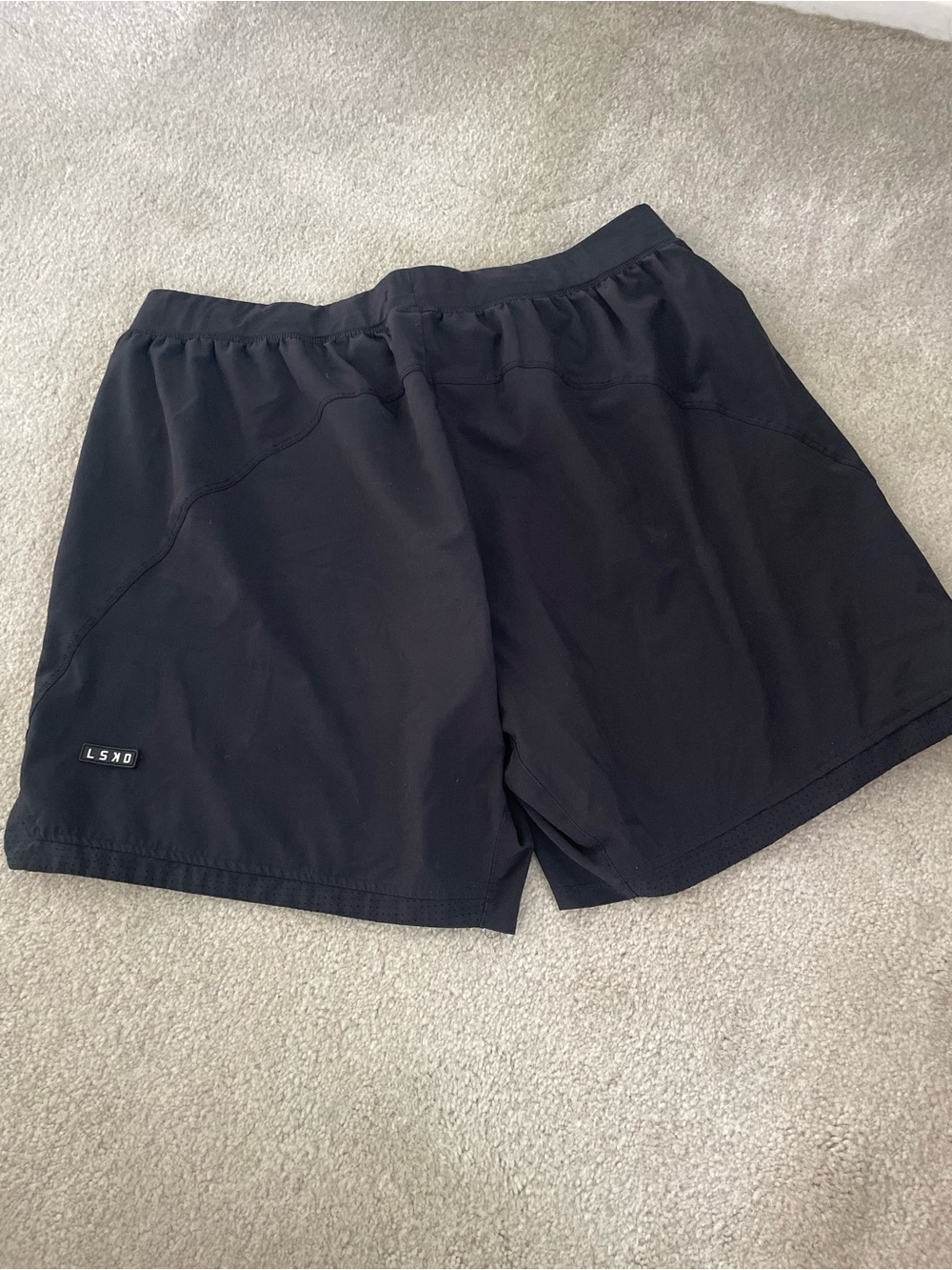 LSKD Men's Black Athletic Training Shorts